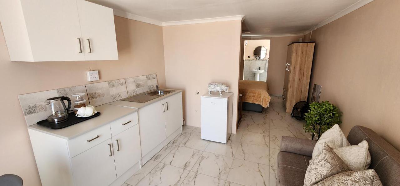 Cozy Batchelor Labiance Apartment Cape Town